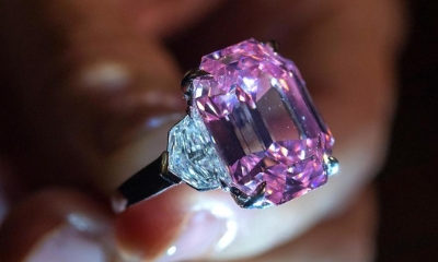 Pink diamond sells for more than $50 million, setting world record
